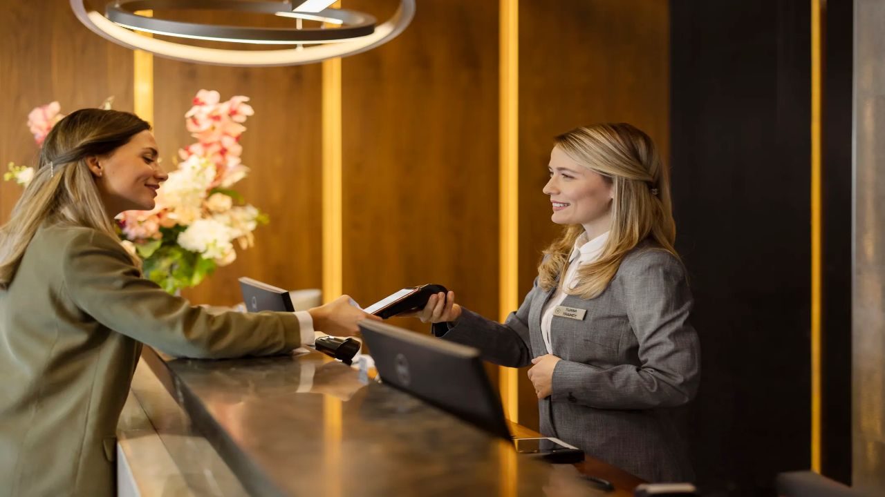 Strengthen Client Relationships With High-Quality Hosting